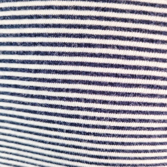 Frank & Eileen Tee Lab Scoop Neck Navy Micro Stripe T-Shirt Size Medium - Picture 7 of 9